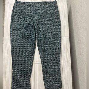 Women’s Nike Capri Leggings SZ S
